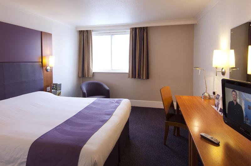 Premier Inn Bracknell Central Kültér fotó