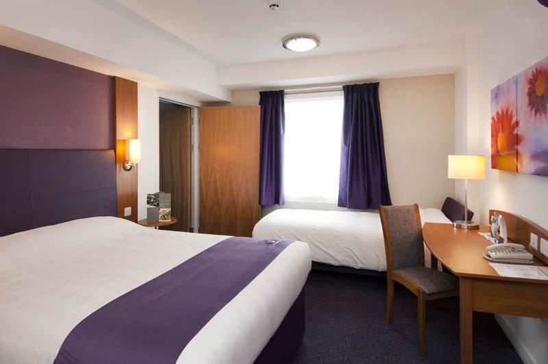 Premier Inn Bracknell Central Kültér fotó