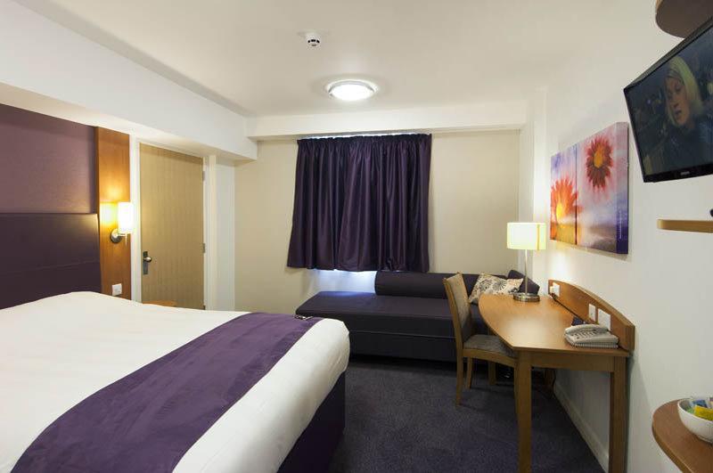 Premier Inn Bracknell Central Kültér fotó